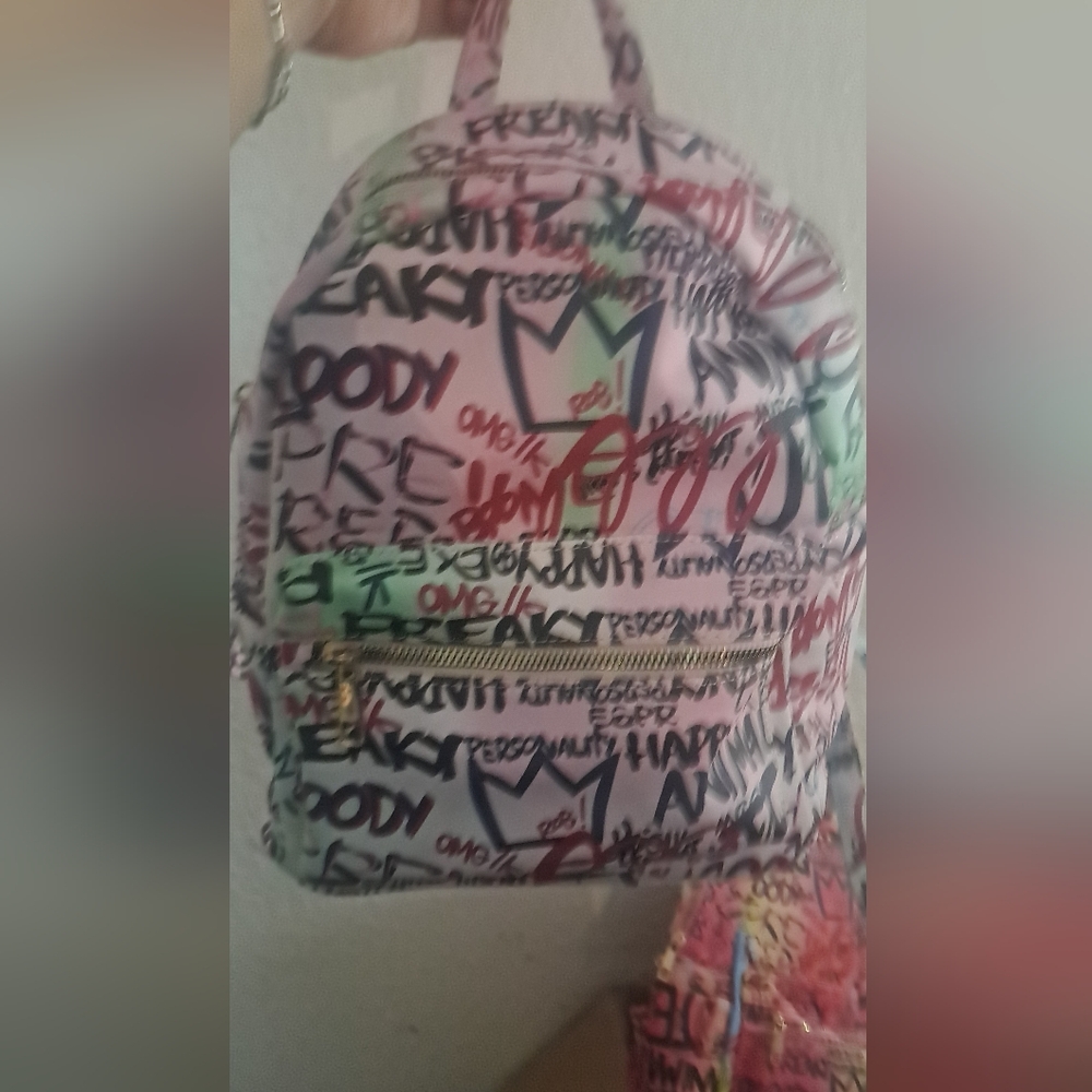 Graffiti Print Women's Backpack